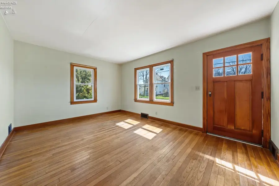 1719 Sandusky Street, Sandusky, OH 44870 - #3