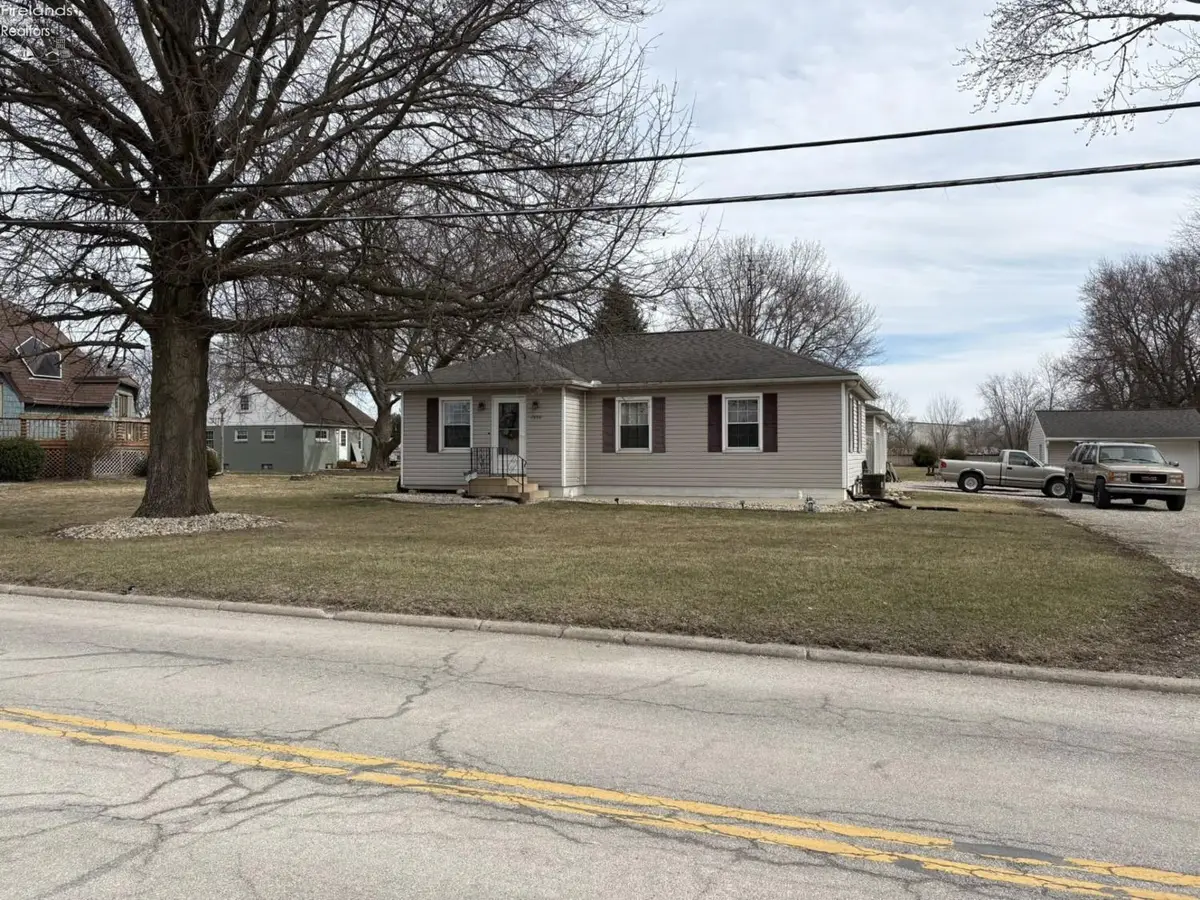 7959 Main Street, Bellevue, OH 44811 - #1