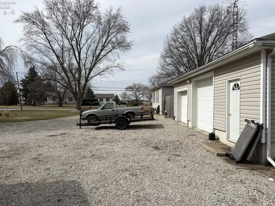 7959 Main Street, Bellevue, OH 44811 - #2