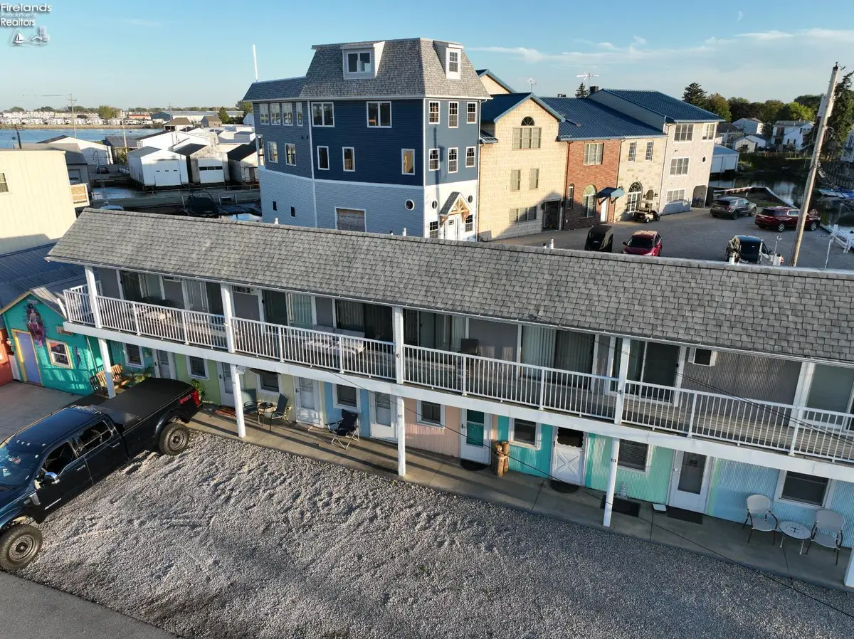 4 Curran Street, Sandusky, OH 44870 - #1