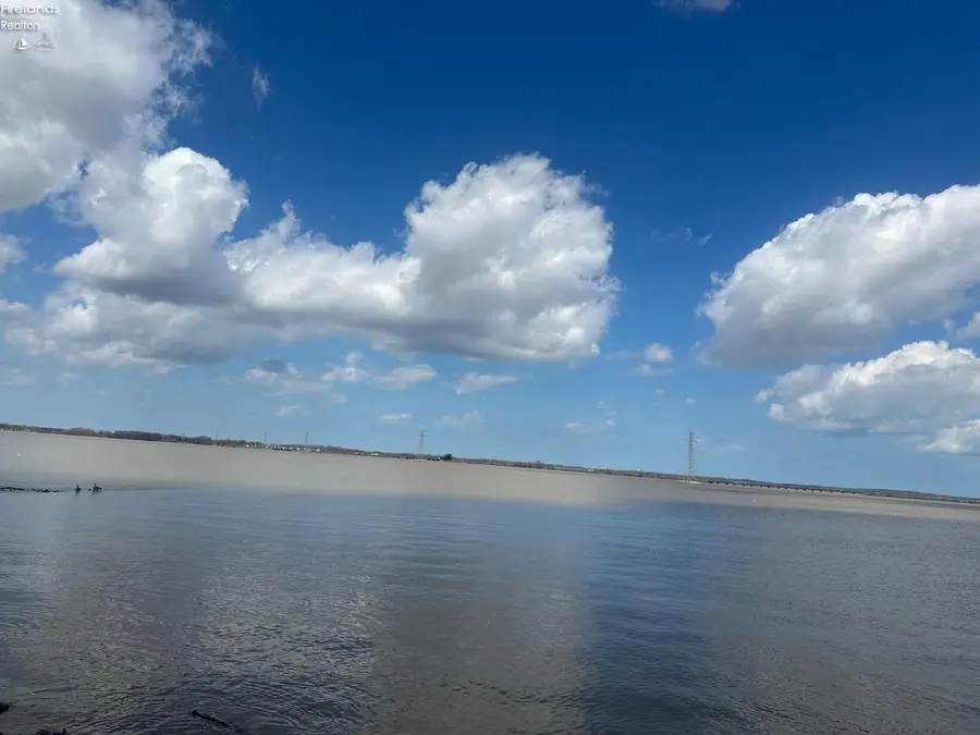 117 E Miami Trail, Sandusky, OH 44870 - #3