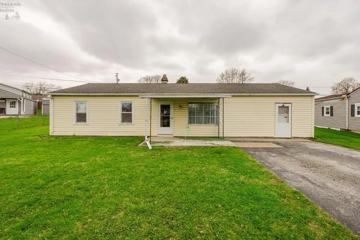 24 Gail Lane, Tiffin, OH 44883 - #1