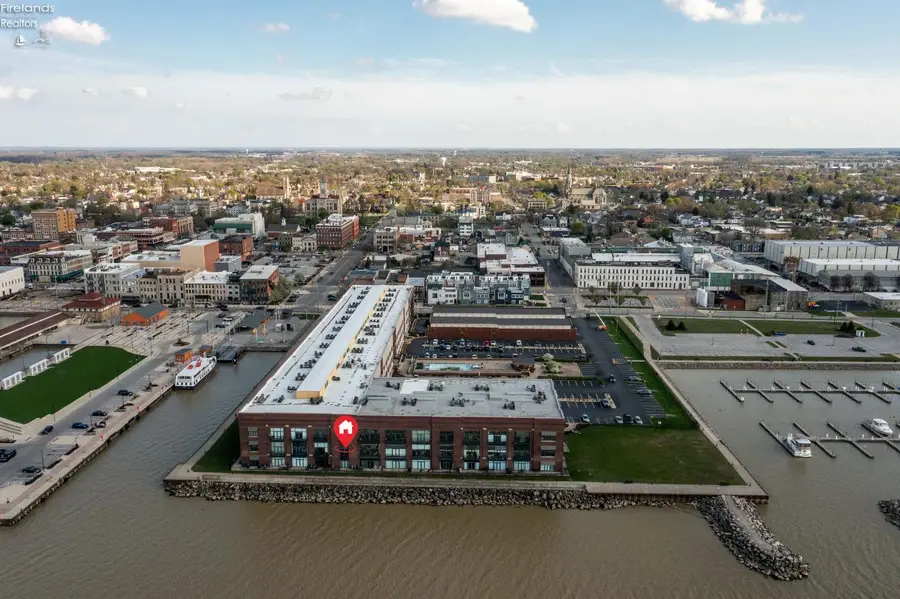 401 W Shoreline Drive #261, Sandusky, OH 44870 - #2