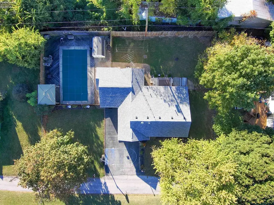 2058 Skyline Drive, Marblehead, OH 43440 - #2