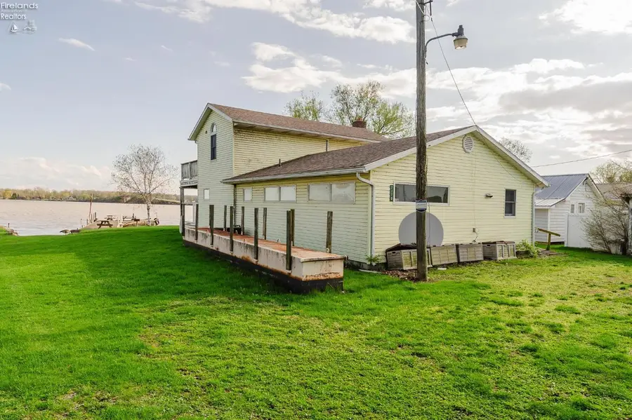 2170 S Sugar Bush Drive, Marblehead, OH 43440 - #2