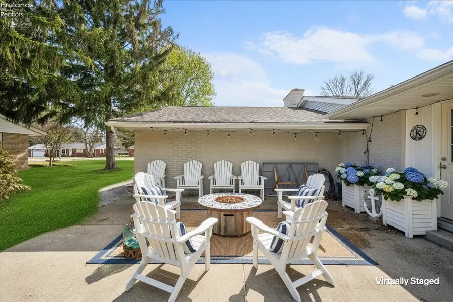 4311 E Linda Drive, Port Clinton, OH 43452 - #3