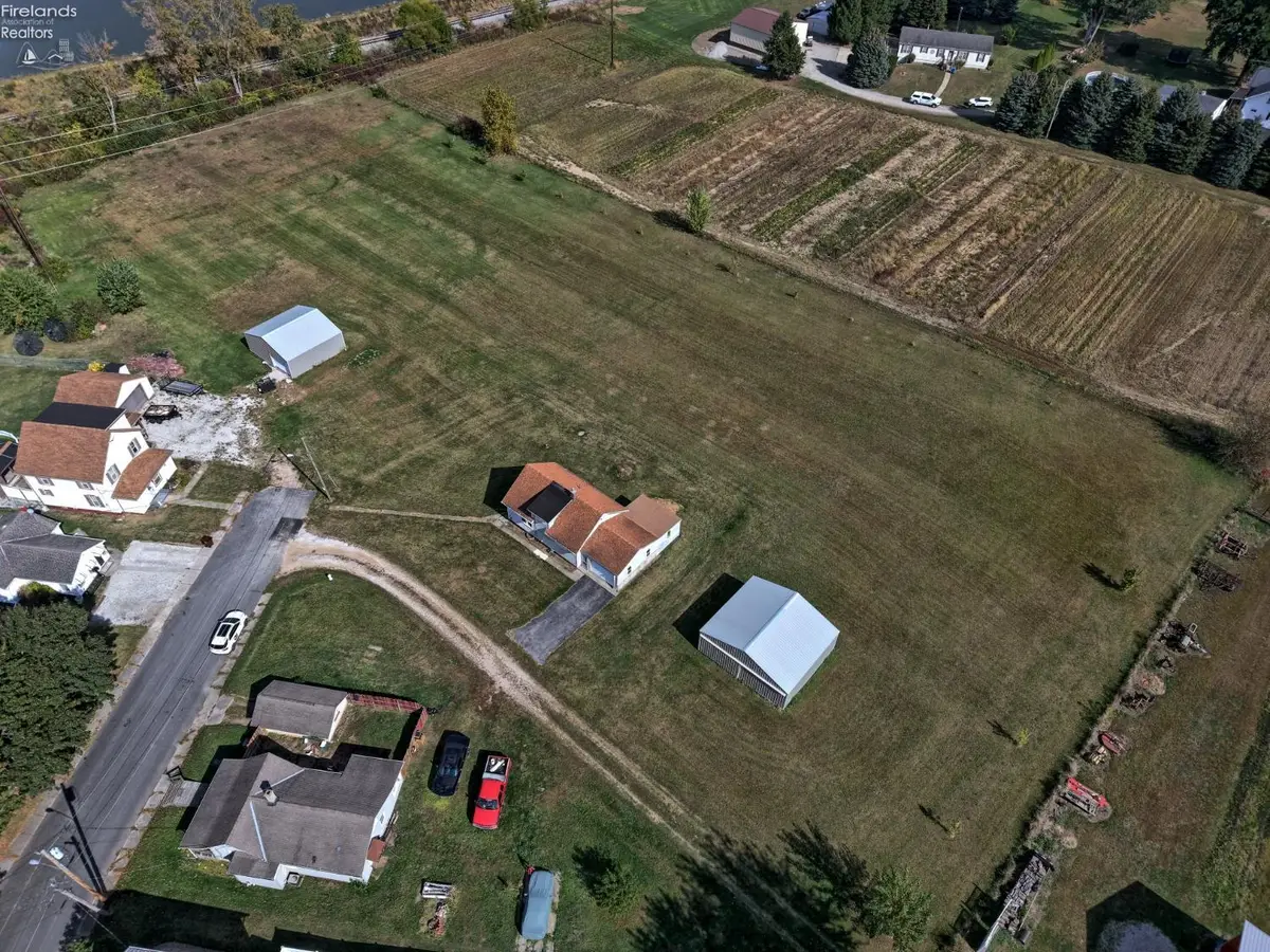 140 Hobson Street, Bellevue, OH 44811 - #1