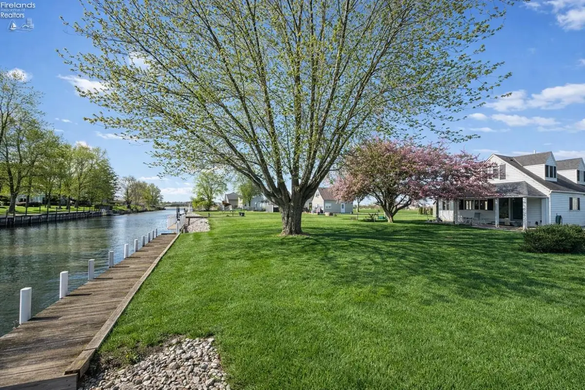 91 S Nancy Drive, Port Clinton, OH 43452 - #1