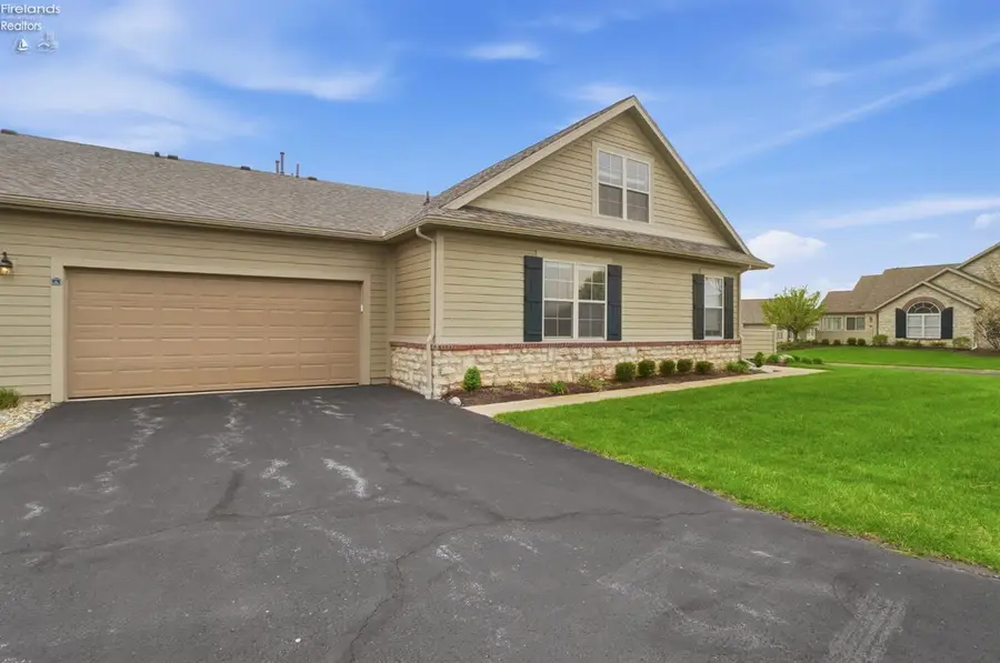 2690 N Canterbury Circle #A, Port Clinton, OH 43452 - #3