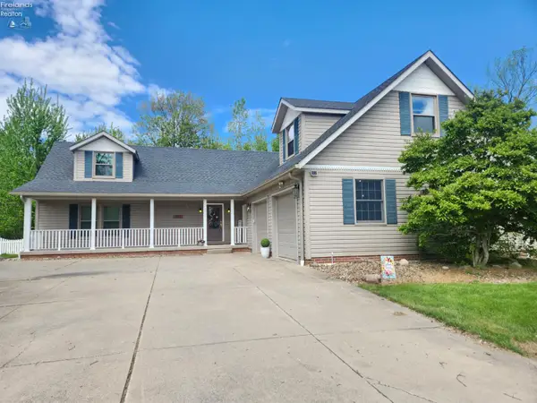 1457 S Marblewood Drive, Marblehead, OH 43440