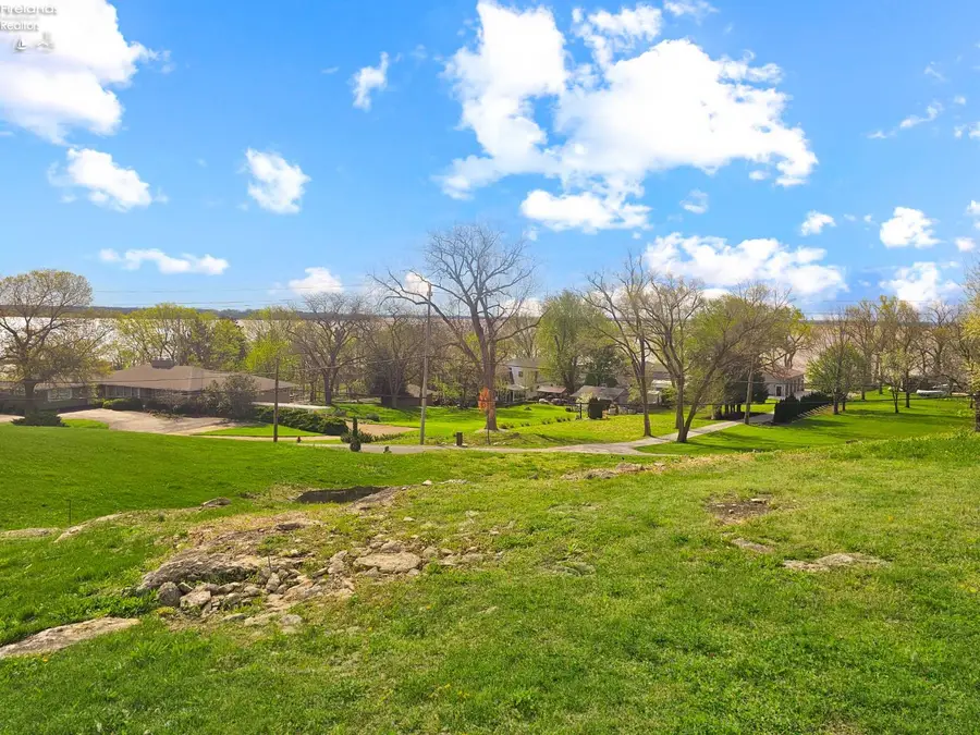 2423 Split Rock Drive, Marblehead, OH 43440 - #3