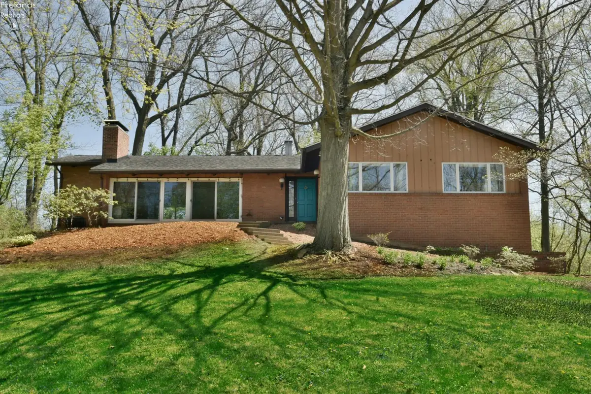 2930 Valley Lane, Sandusky, OH 44870 - #1