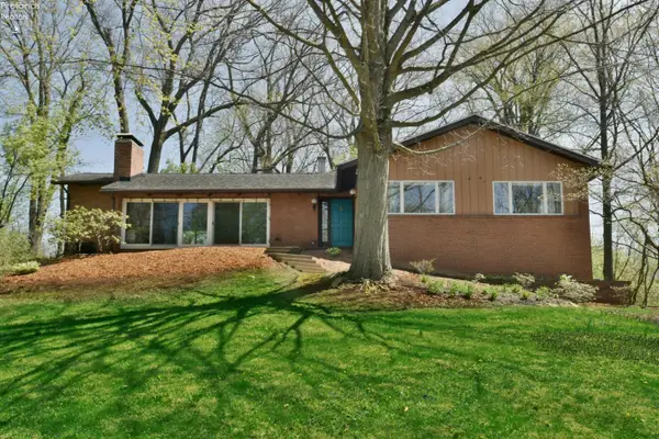 2930 Valley Lane, Sandusky, OH 44870