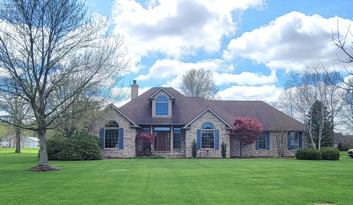 112 Mallard Creek Run, Lagrange, OH 44050 - #1