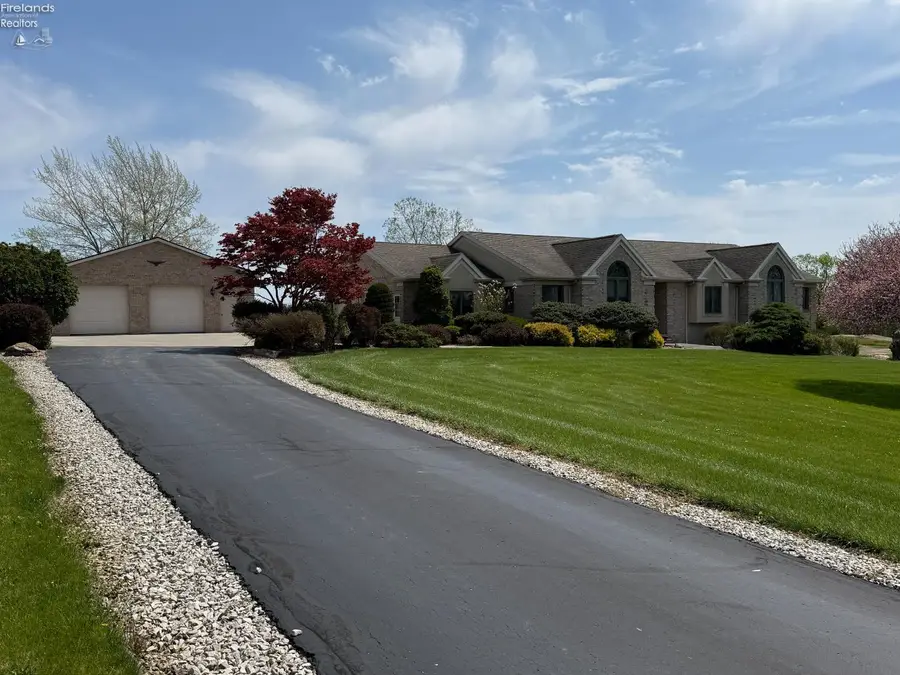 9116 St Rt 269, Bellevue, OH 44811 - #2