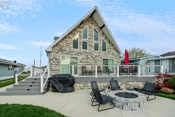 1531 N Compass Avenue, Port Clinton, OH 43452