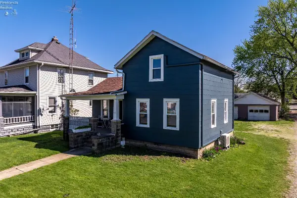 413 W Third Street, Port Clinton, OH 43452