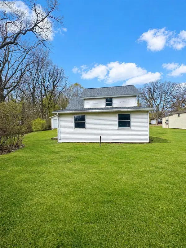 1778 NW Catawba Road, Port Clinton, OH 43452