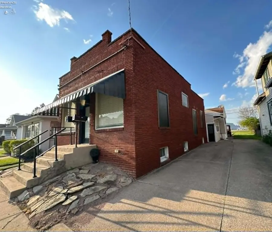 1327 Fifth Street, Sandusky, OH 44870 - #2