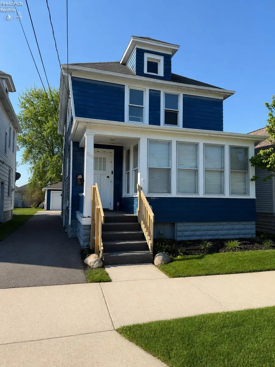 1222 W Osborne Street, Sandusky, OH 44870 - #2