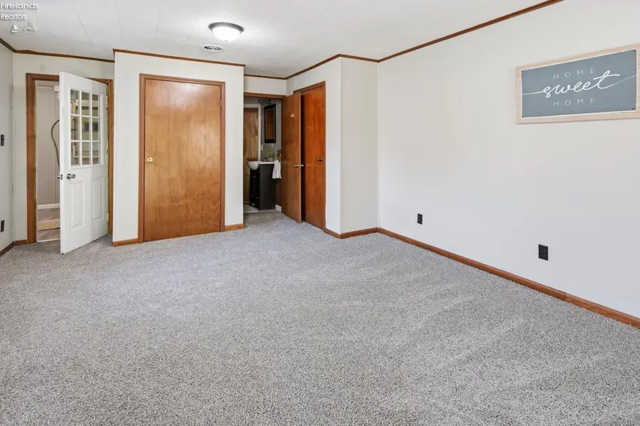740 N Wood Street, Fremont, OH 43420 - #2