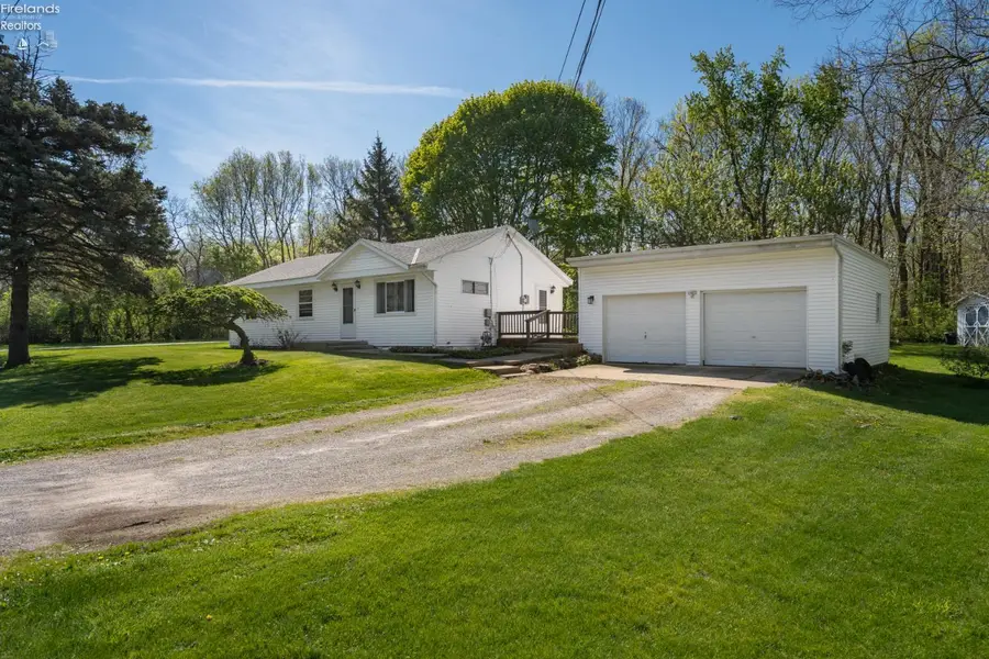 4528 E Weyhe Road, Port Clinton, OH 43452 - #3