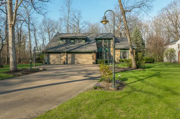 6880 Cliffside, Vermilion, OH 44089