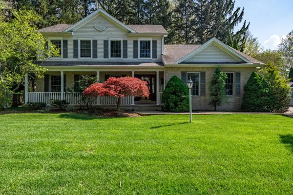 4518 E Island Pines Drive, Port Clinton, OH 43452