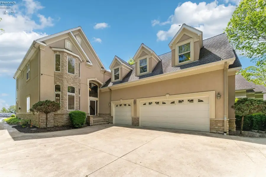 3706 E Baycliffs Drive, Marblehead, OH 43440 - #2