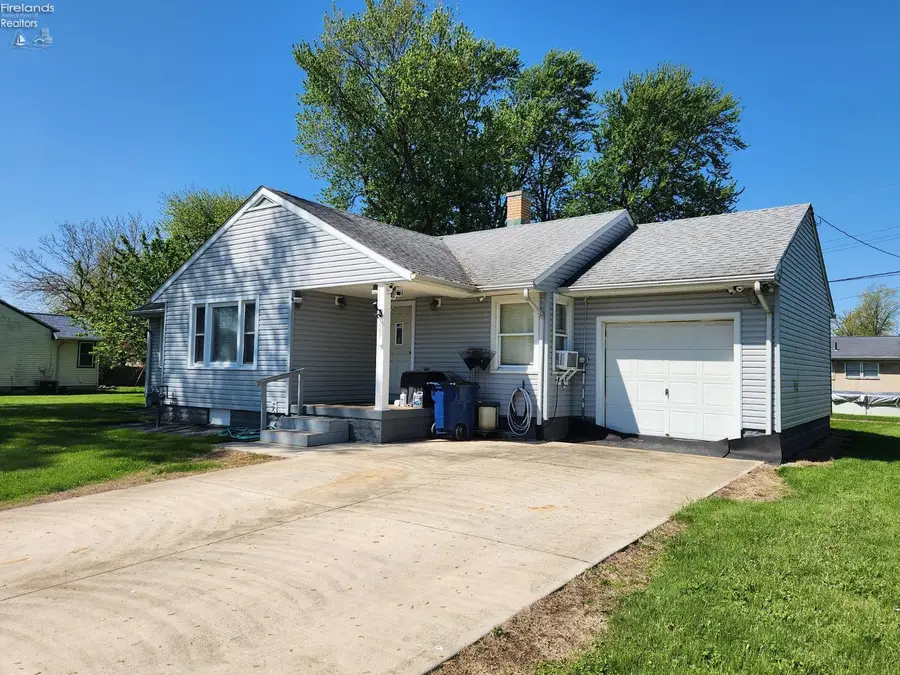 603 Carroll Avenue, Sandusky, OH 44870 - #2