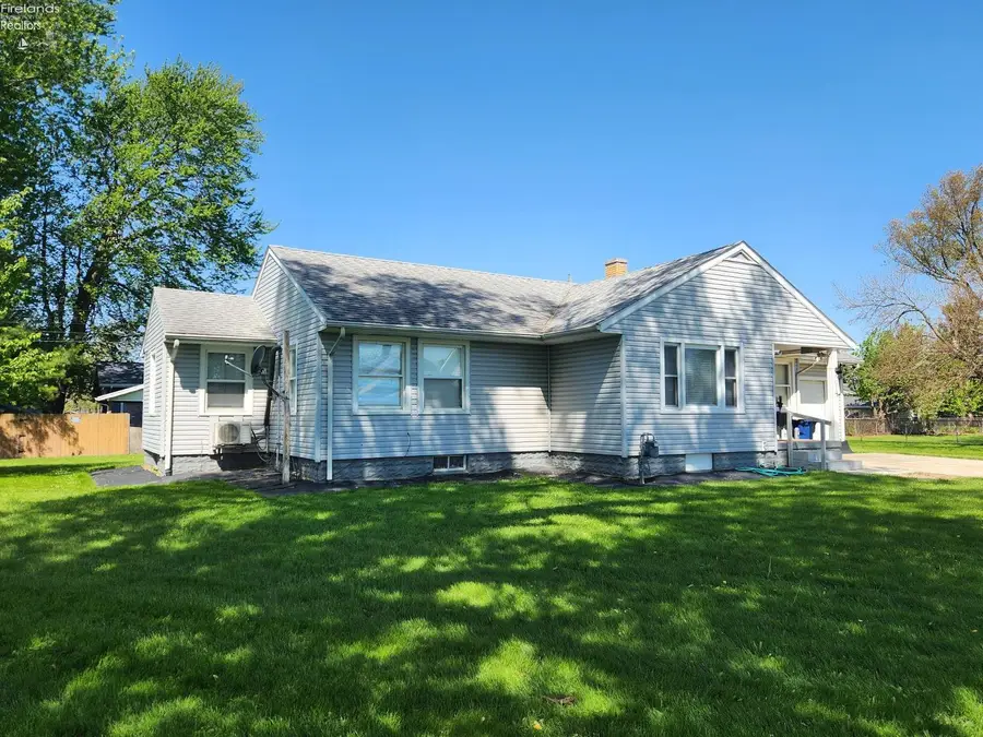 603 Carroll Avenue, Sandusky, OH 44870 - #3