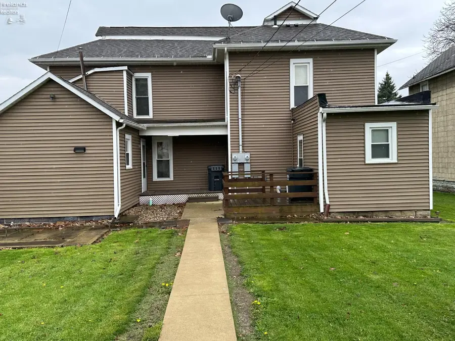410 Emerald Street, Willard, OH 44890 - #2
