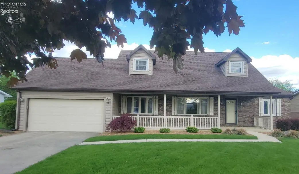 231 St. Paul Drive, Fremont, OH 43420 - #1