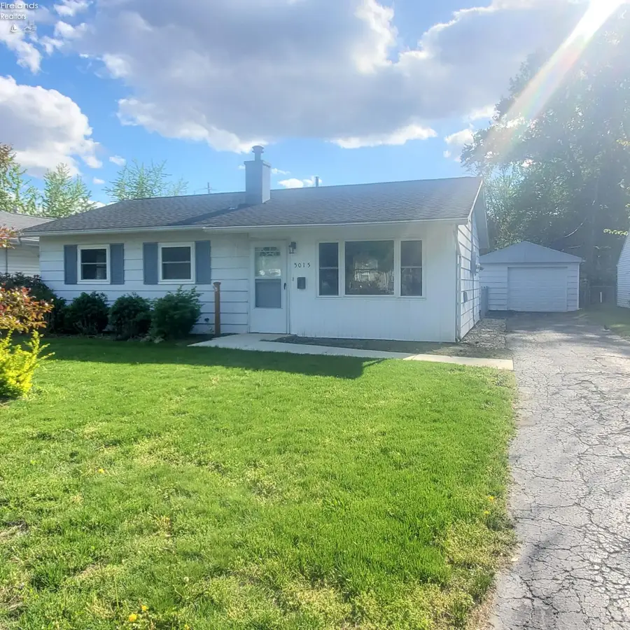 5015 Denver Avenue, Sandusky, OH 44870 - #3