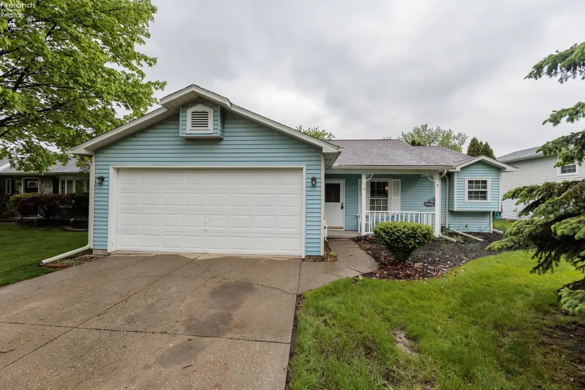 2704 W 39th, Lorain, OH 44053 - #1