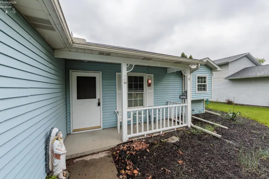 2704 W 39th, Lorain, OH 44053 - #2