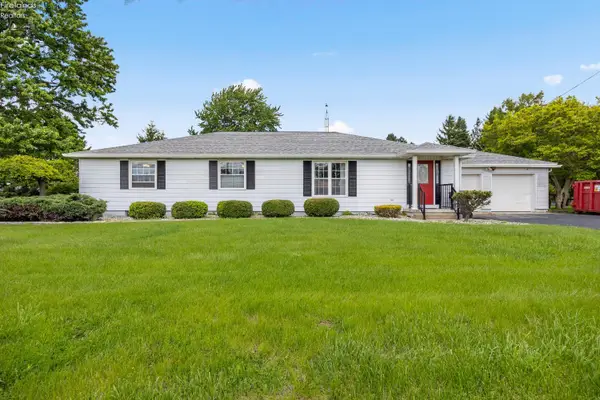 2132 E Cole Road, Fremont, OH 43420