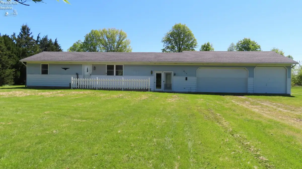 217 S River Bend Road, Port Clinton, OH 43452 - #1