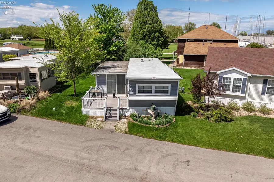 2175 NE Catawba Road #24, Port Clinton, OH 43452 - #3