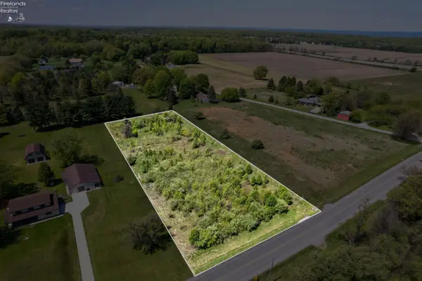 0 Baumhart Rd, Vermilion, OH 44839