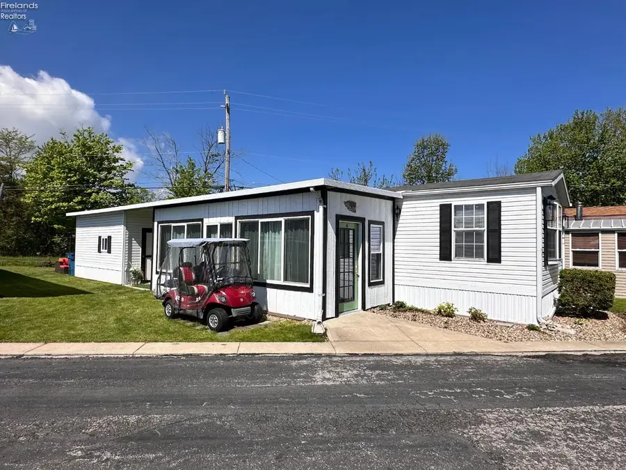 8175 North Shore Boulevard #89, Marblehead, OH 43440 - #2