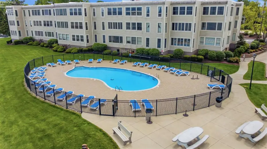 1507 E Cleveland Road #422, Huron, OH 44839 - #2