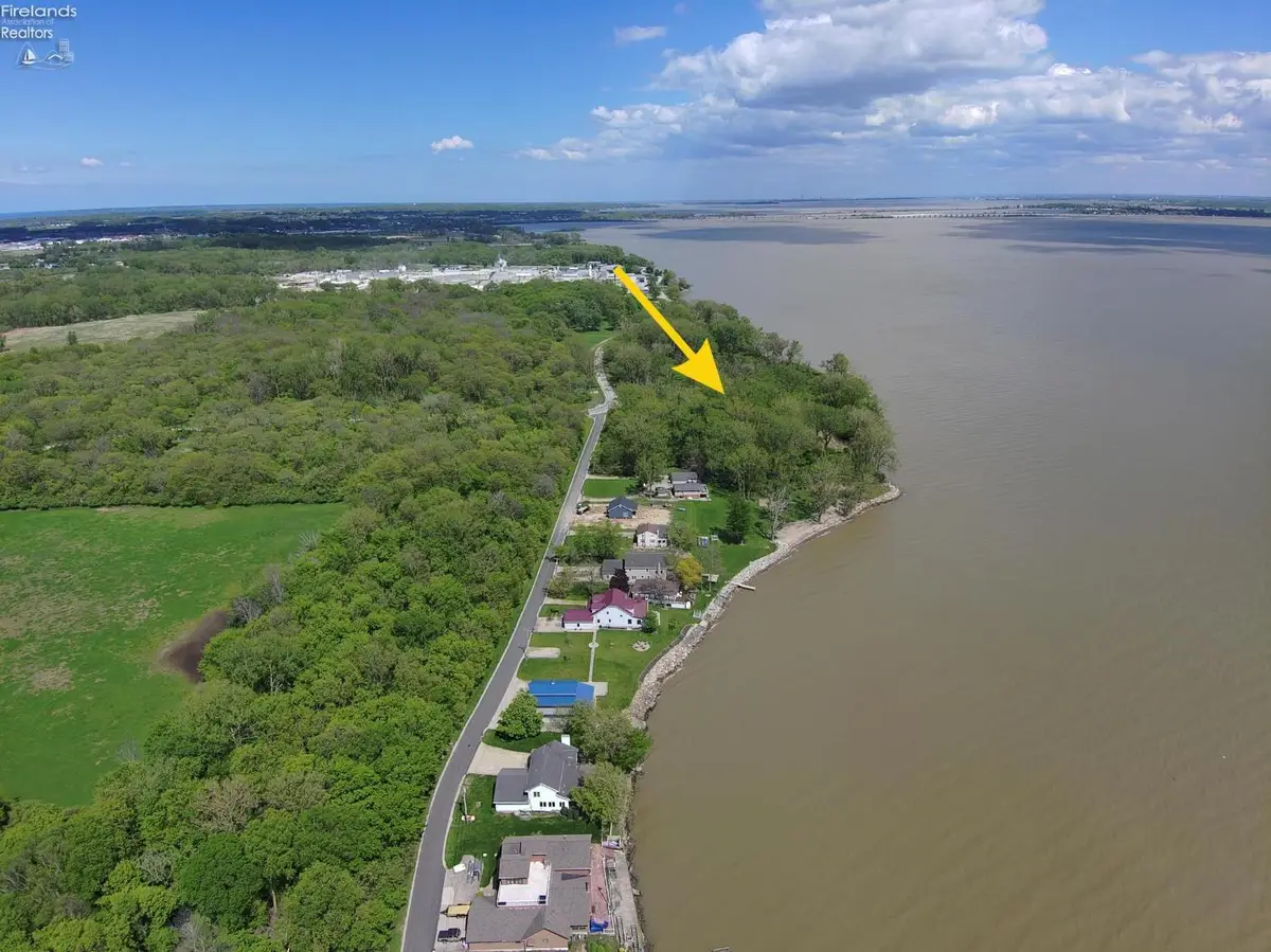 2426 E Schiewe Road, Port Clinton, OH 43452 - #1