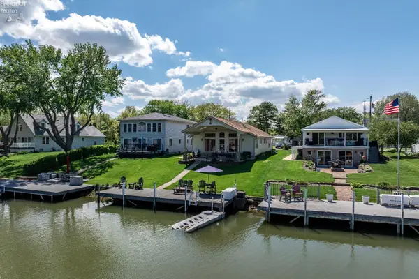 1385 N Mccloy Avenue, Port Clinton, OH 43452