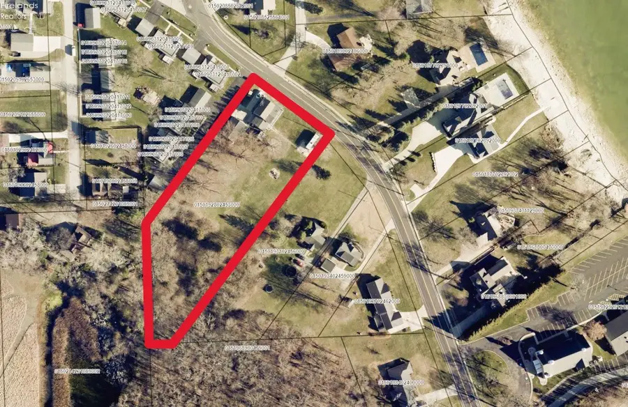 410 E Main Street, Marblehead, OH 43440 - #3