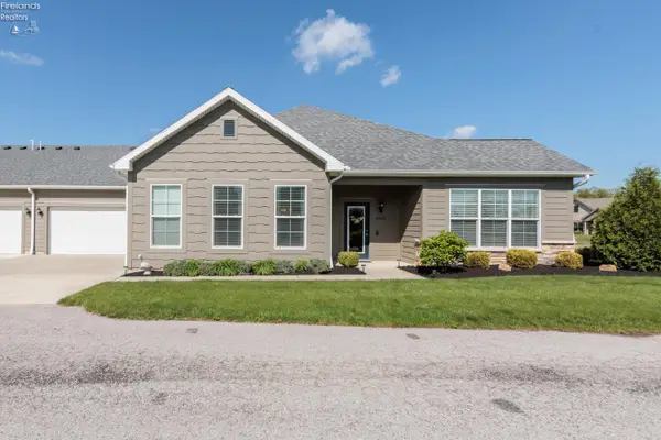 6012 Coventry Circle, Huron, OH 44839