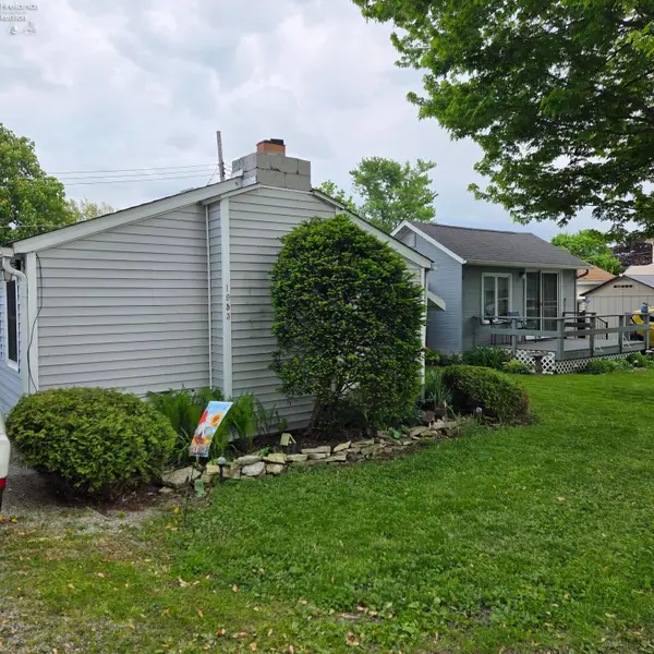 1953 S Central Lane, Marblehead, OH 43440