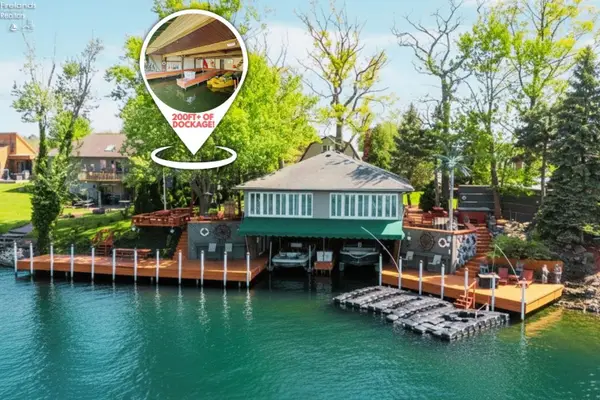 5783 E Mistic Bay, Marblehead, OH 43440