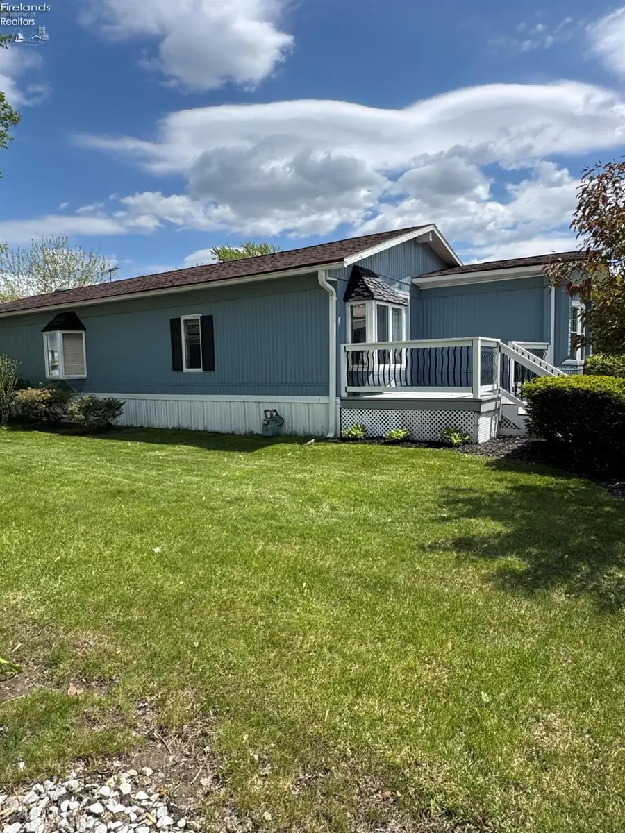 16 E Bass Circle, Lakeside, OH 43440 - #3