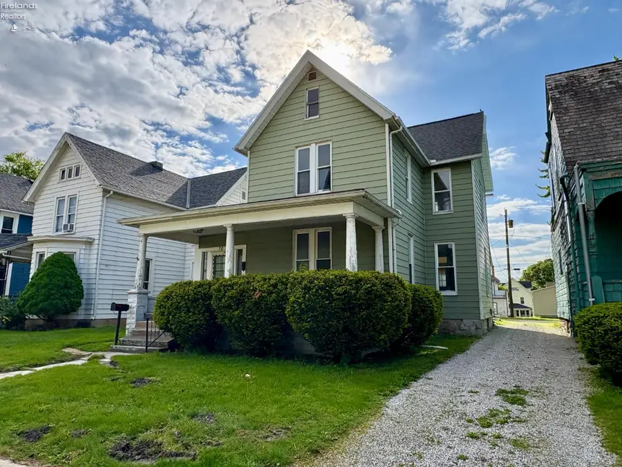 70 N Sandusky Street, Tiffin, OH 44883 - #2